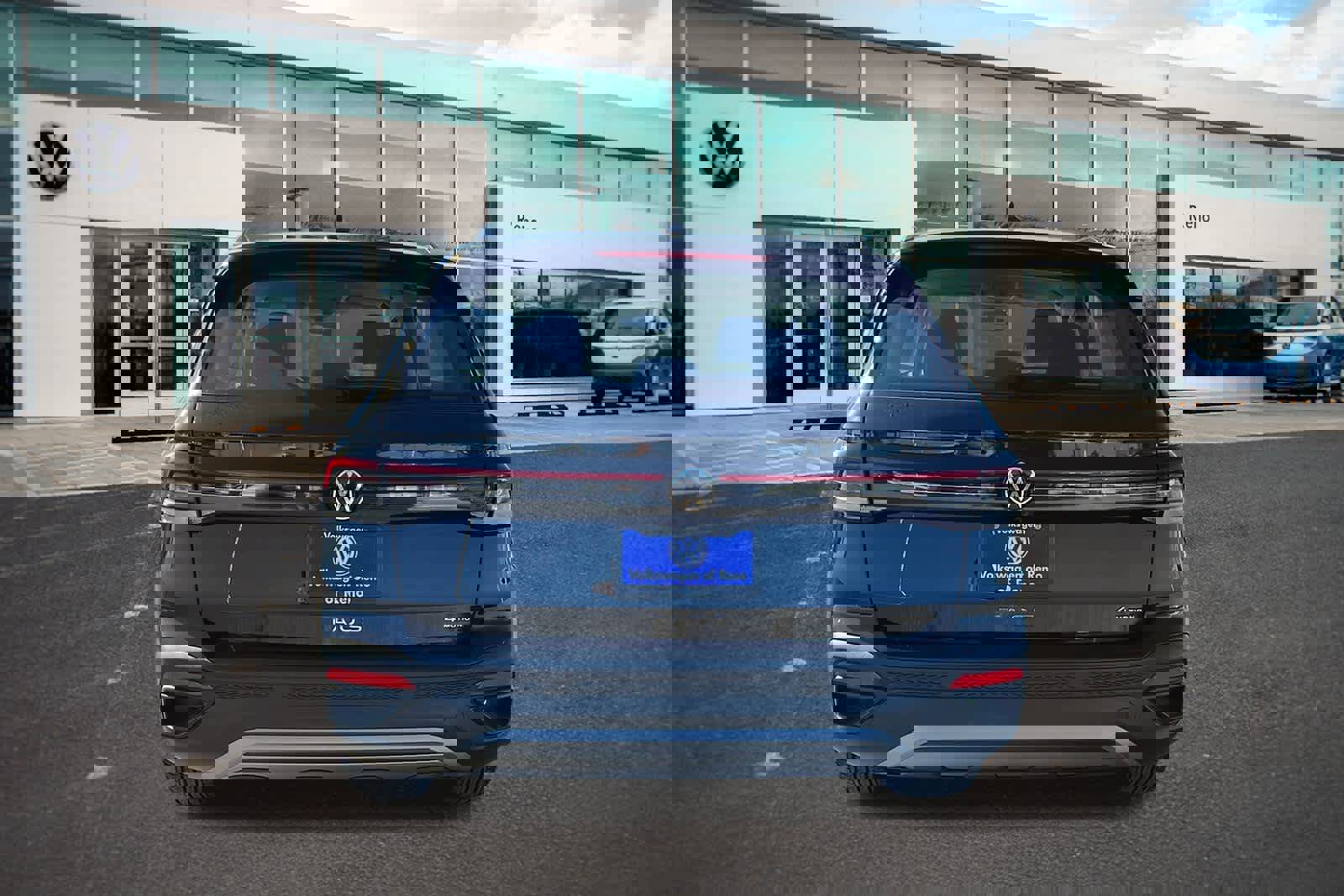 Used 2025 Volkswagen Taos S image 6