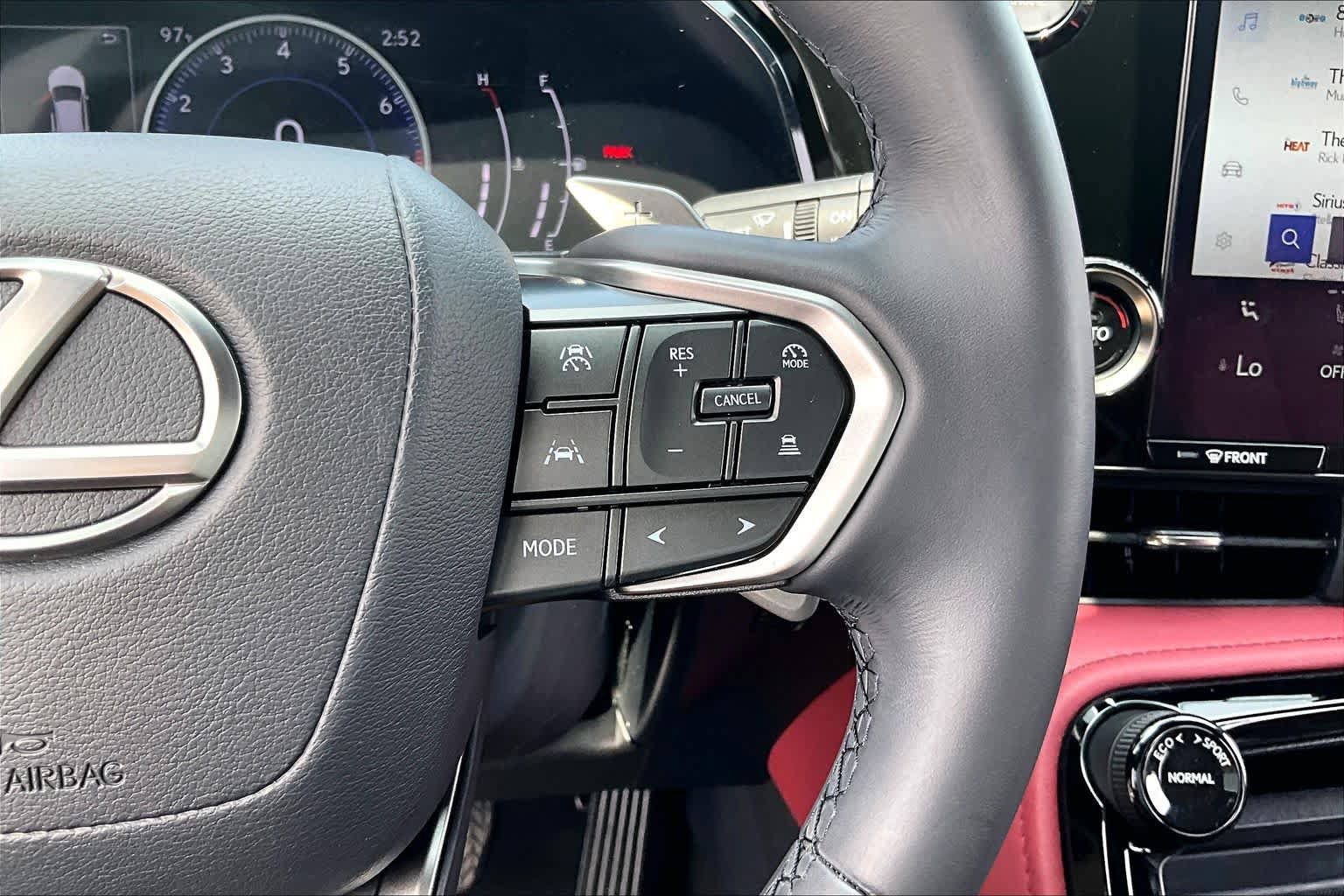 Used 2024 Lexus NX 250 FWD w/ Towing Package (2000 Lbs) image 22