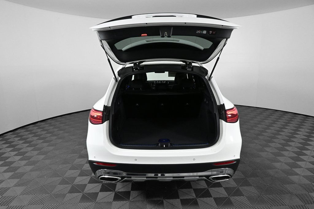 New 2025 Mercedes-Benz GLC 300 4MATIC image 25