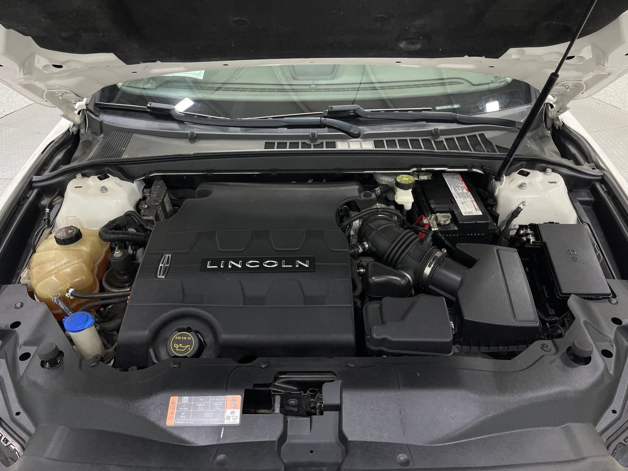 Used 2018 Lincoln Continental Select w/ Continental Climate Package AWD/4WD image 27