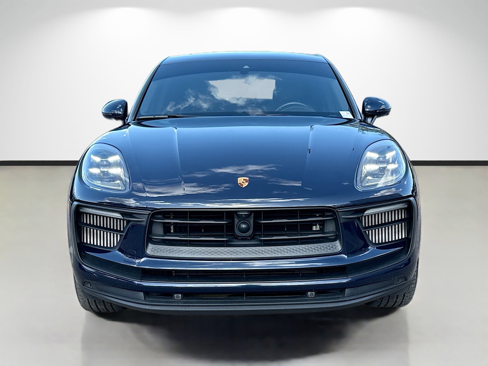 Used 2022 Porsche Macan S image 8