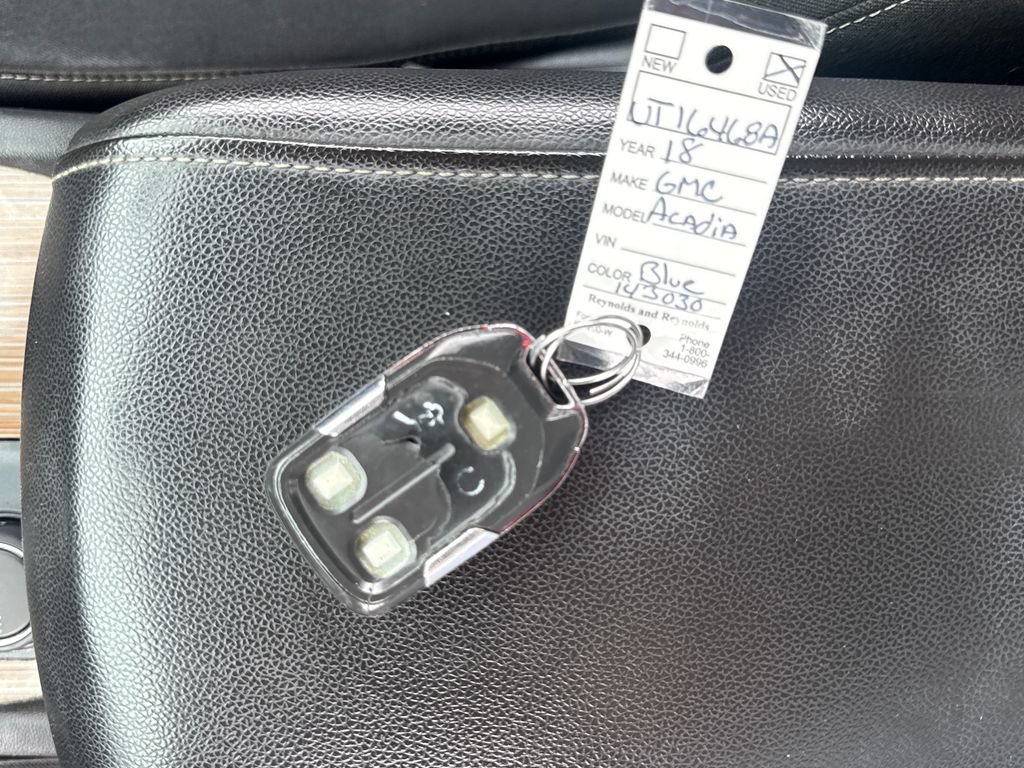 Used 2018 GMC Acadia SLE FWD image 41