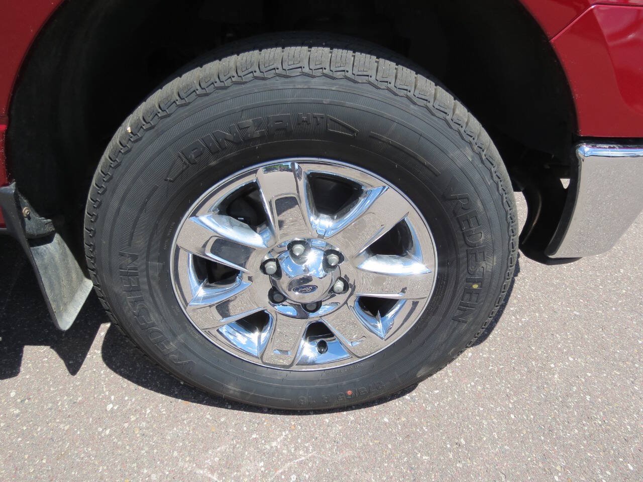 Used 2014 Ford F150 XLT w/ XLT Chrome Package AWD/4WD image 9