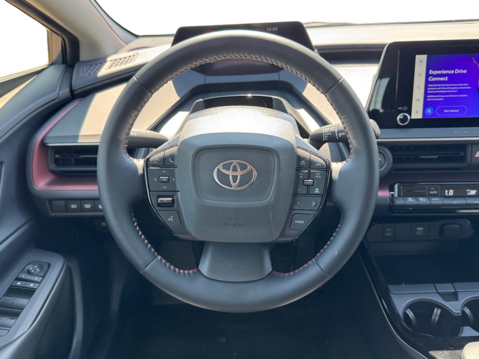 Used 2024 Toyota Prius Prime FWD image 13