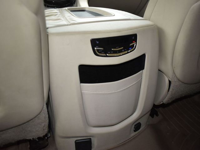 Used 2015 Cadillac Escalade ESV Luxury image 36