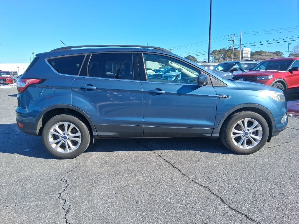 Used 2018 Ford Escape SEL image 4