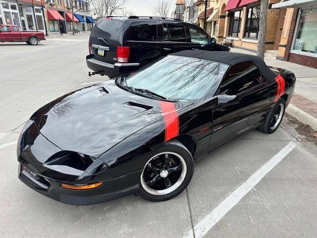 Used 1997 Chevrolet Camaro Z28 w/ Preferred Equipment Group 2 RWD image 23