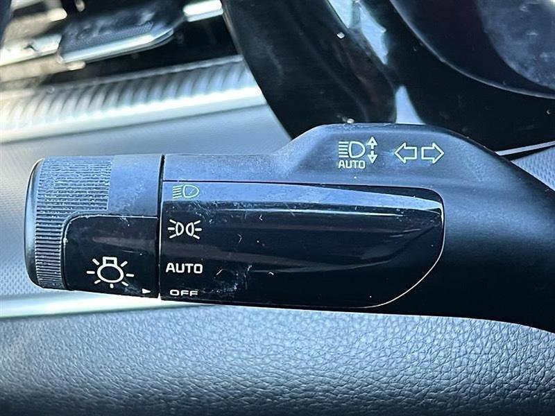 Used 2021 Kia K5 LXS FWD image 25