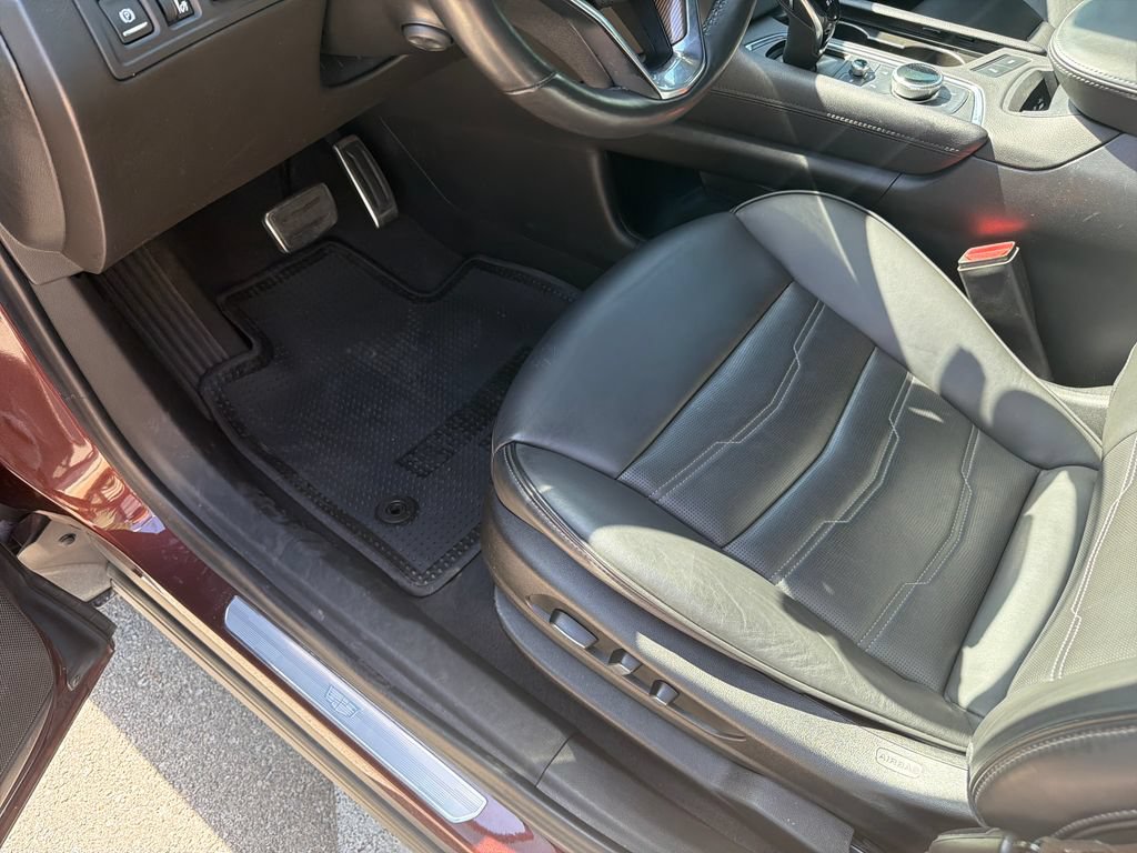 Certified 2023 Cadillac XT6 Sport w/ Platinum Package AWD/4WD image 20