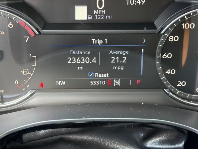 Certified 2023 Cadillac XT5 Premium Luxury w/ LPO, Floor Liner Package AWD/4WD image 16