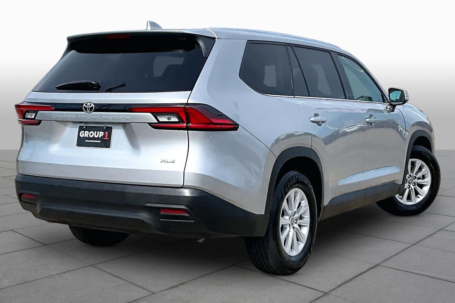 Certified 2026 Toyota Grand Highlander FWD image 13