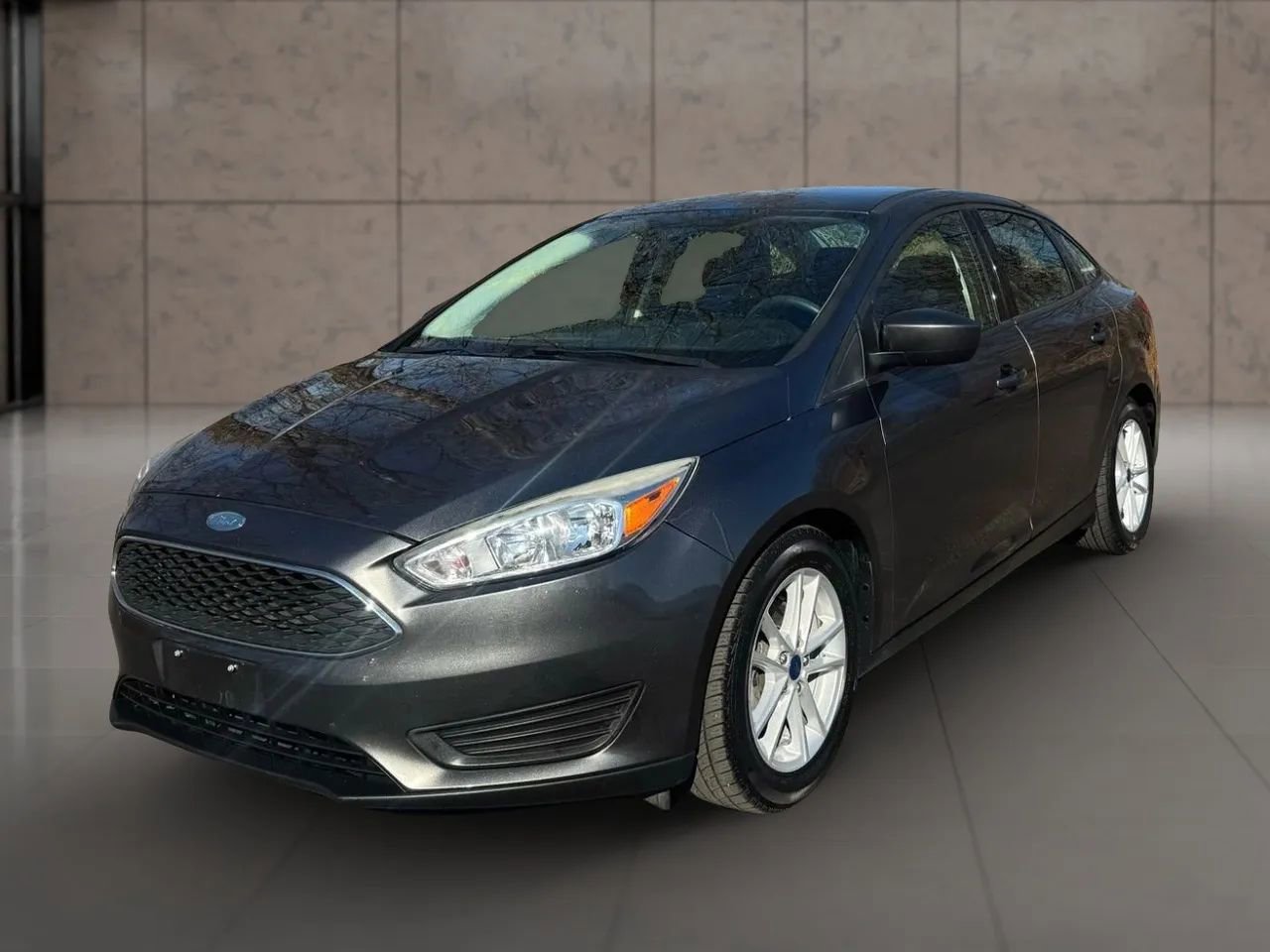 Used 2018 Ford Focus SE image 5