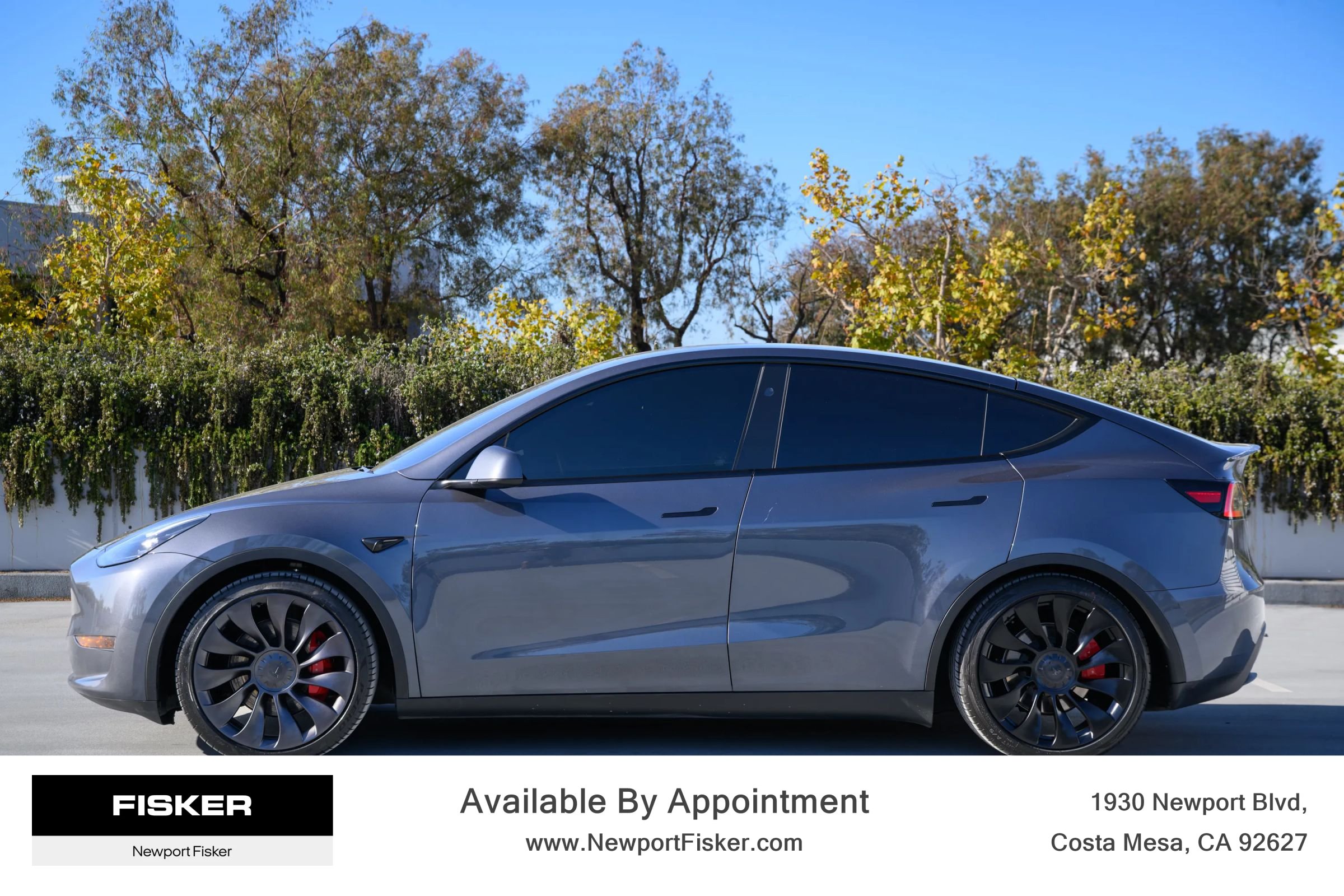 Used 2023 Tesla Model Y Performance AWD/4WD image 2