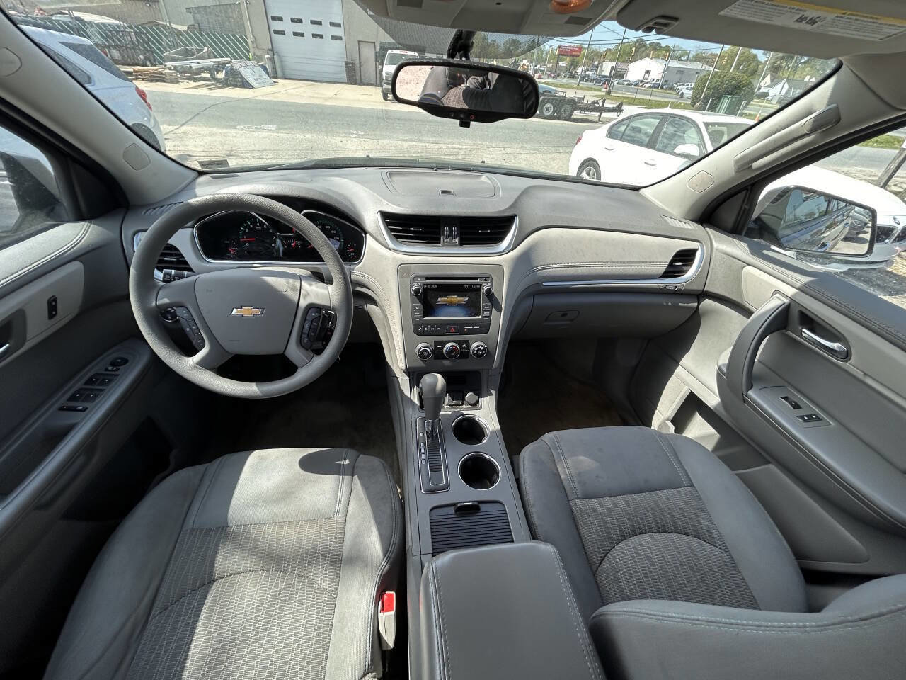 Used 2016 Chevrolet Traverse LS AWD/4WD image 8