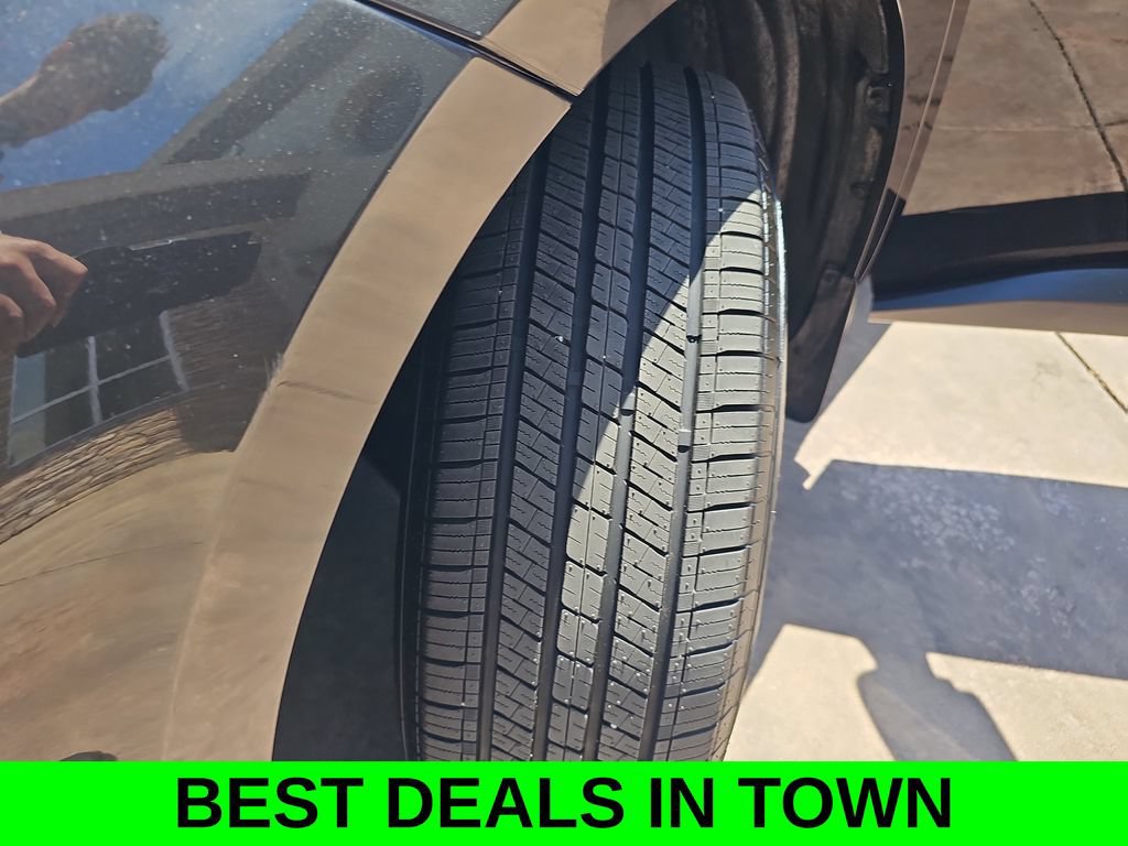 Used 2024 Toyota bZ4X AWD w/ Weather Package image 34