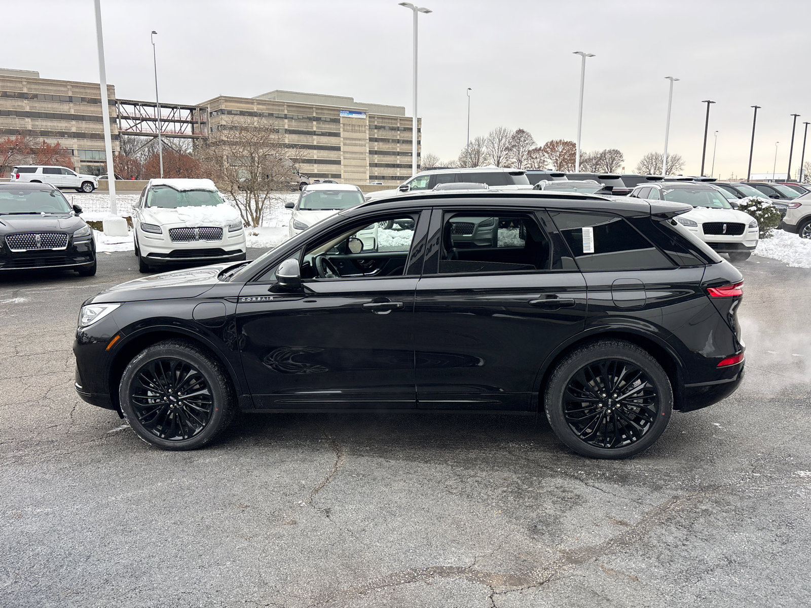 New 2026 Lincoln Corsair Grand Touring image 4