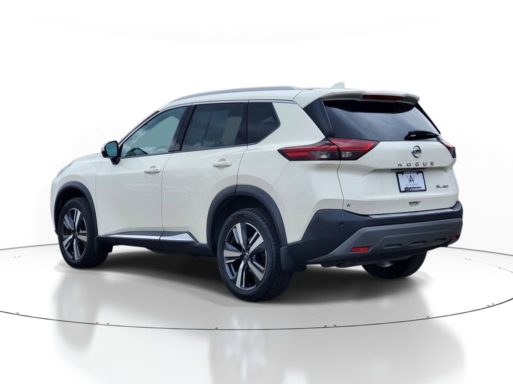 Used 2021 Nissan Rogue SL w/ Premium Package AWD/4WD image 3