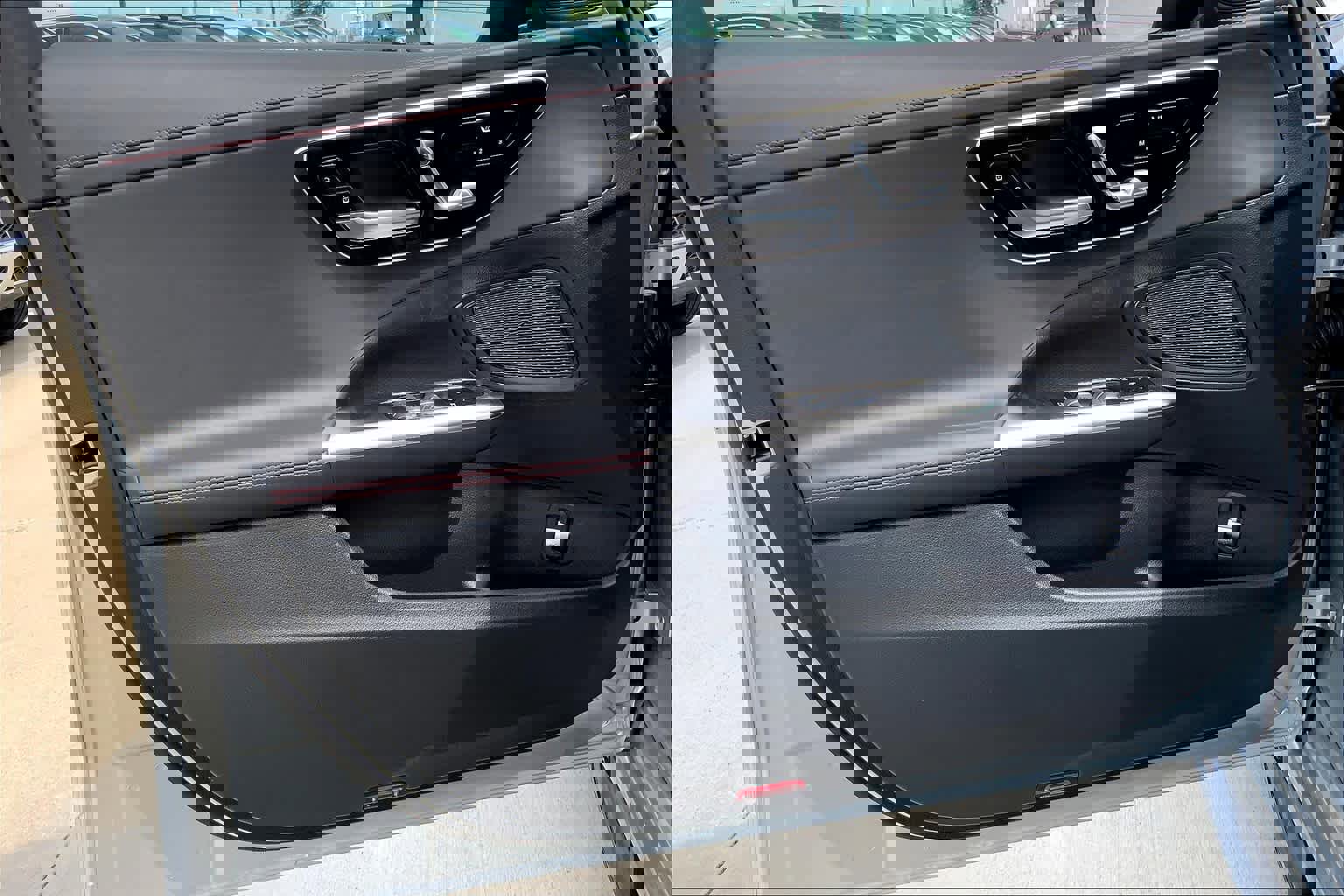 Used 2024 Mercedes-Benz C 43 AMG AMG C 43 image 10