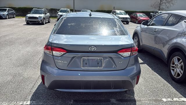 Used 2022 Toyota Corolla LE FWD image 5