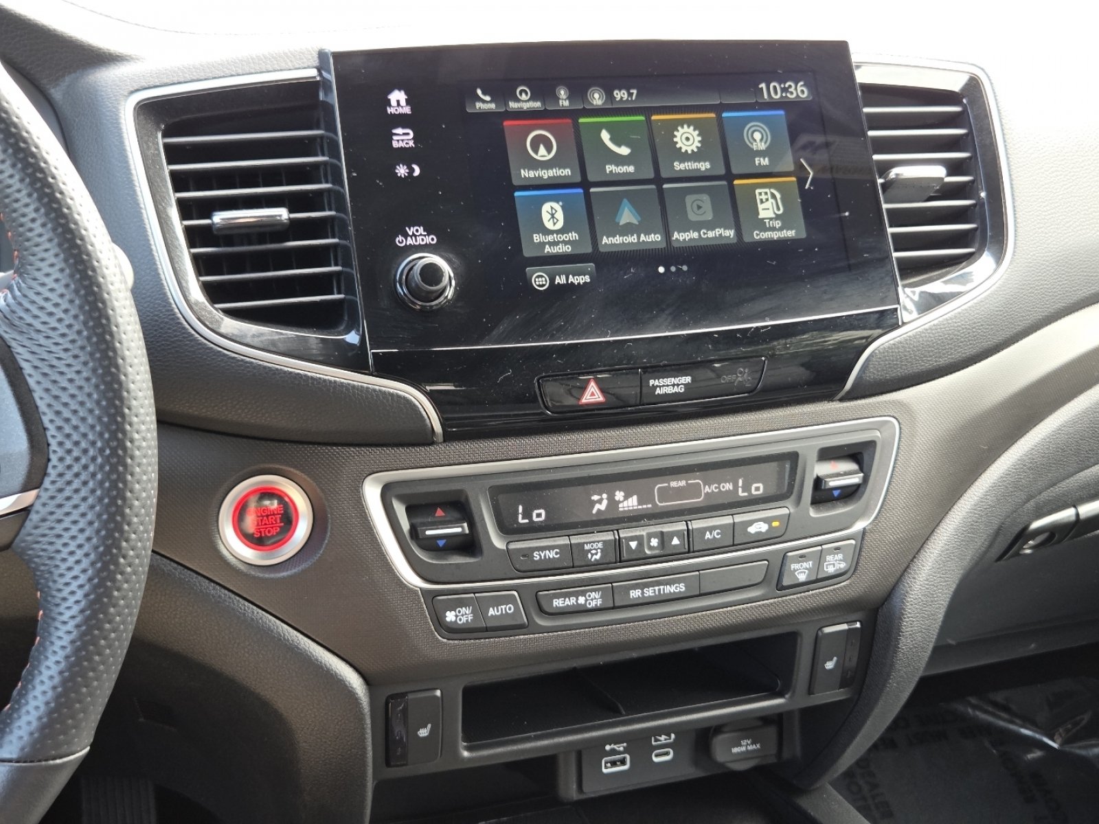 Certified 2025 Honda Passport TrailSport image 38
