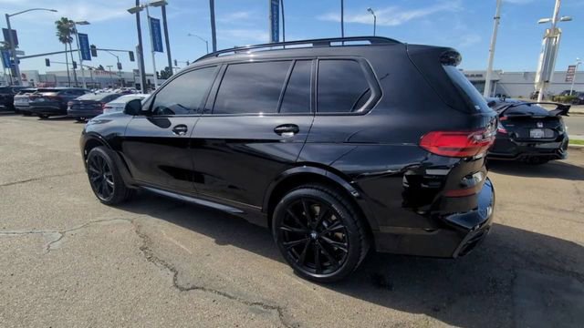 Used 2021 BMW X7 M50i image 6