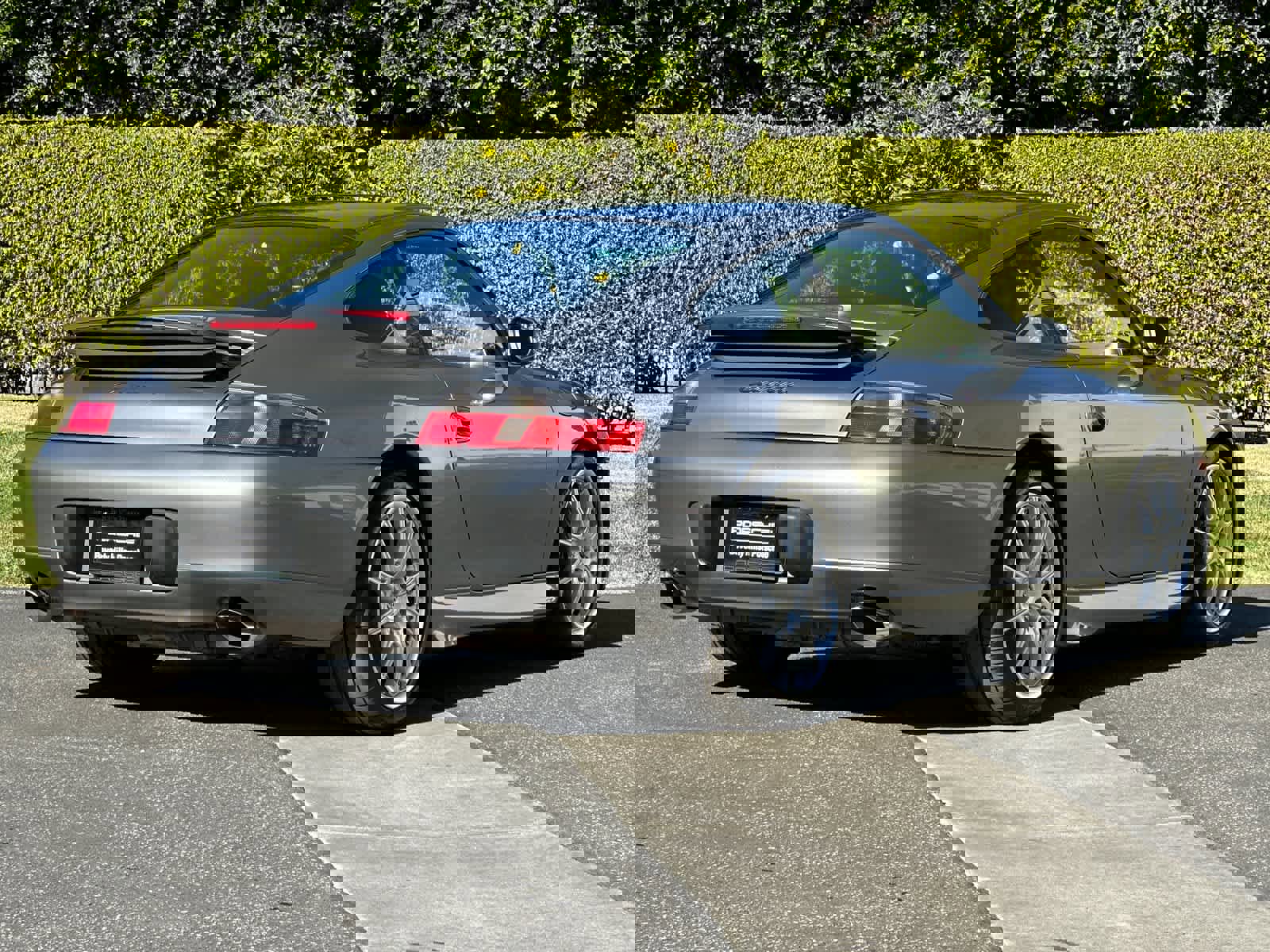 Used 2001 Porsche 911 Carrera 4 image 7