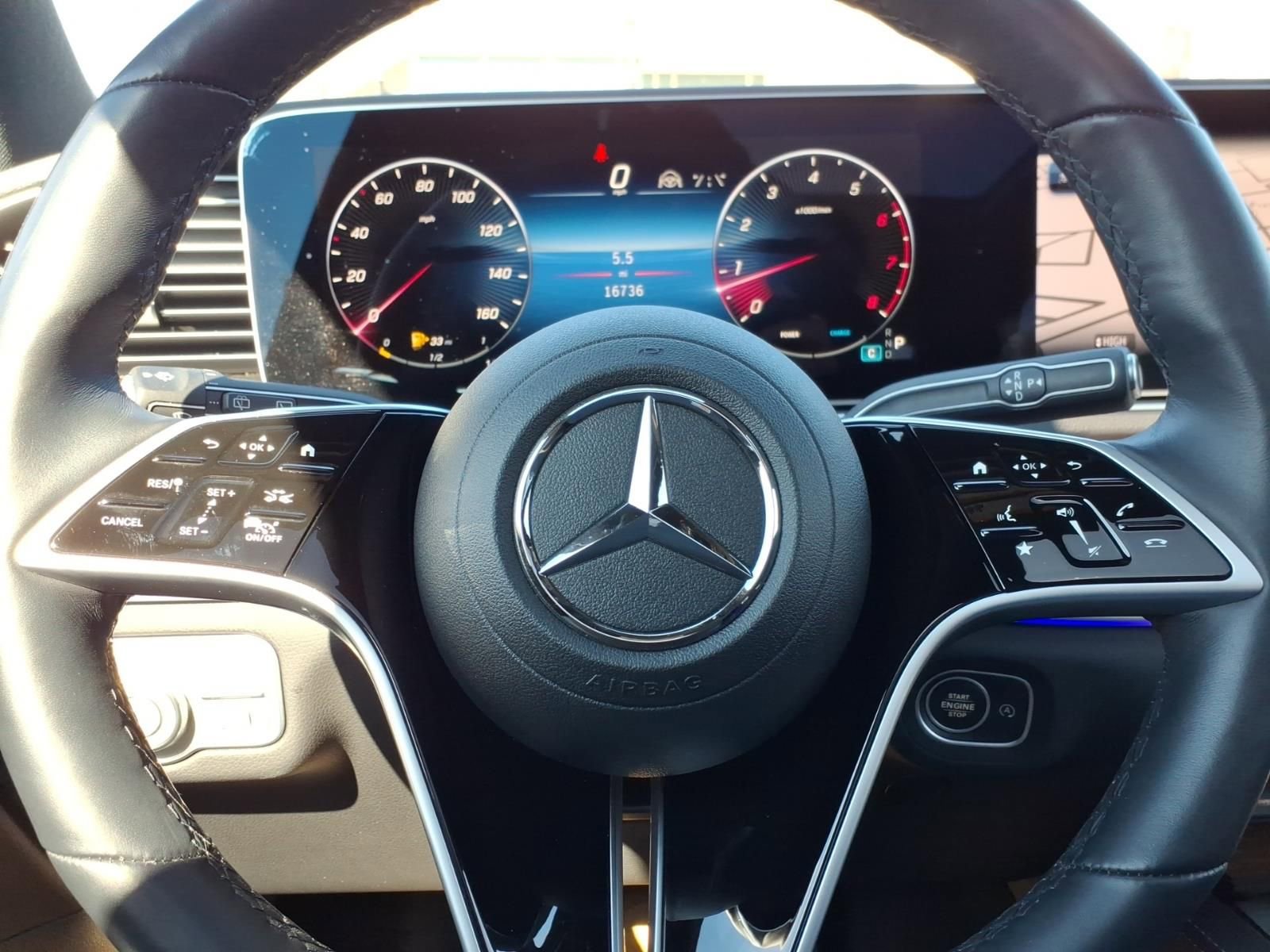 Certified 2025 Mercedes-Benz GLE 450 4MATIC image 28