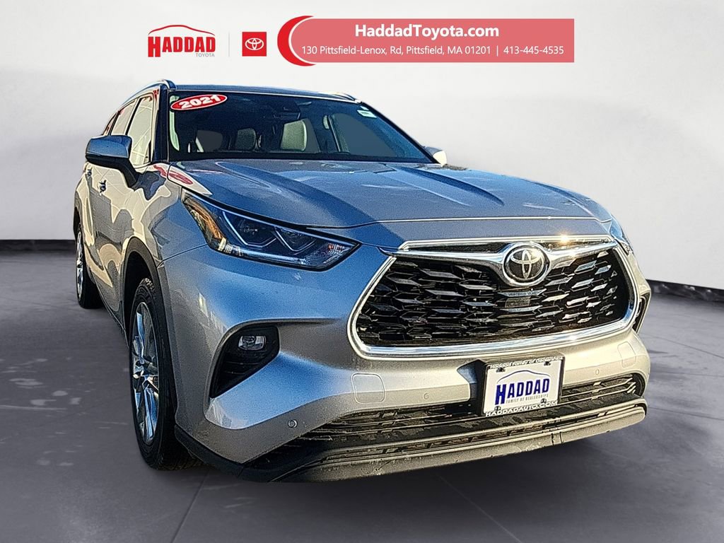 Used 2021 Toyota Highlander Limited image 7