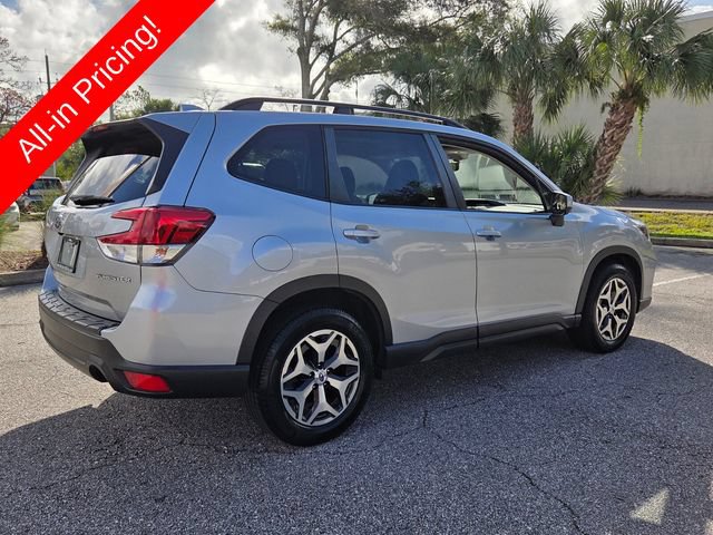 Used 2019 Subaru Forester Premium AWD/4WD image 5