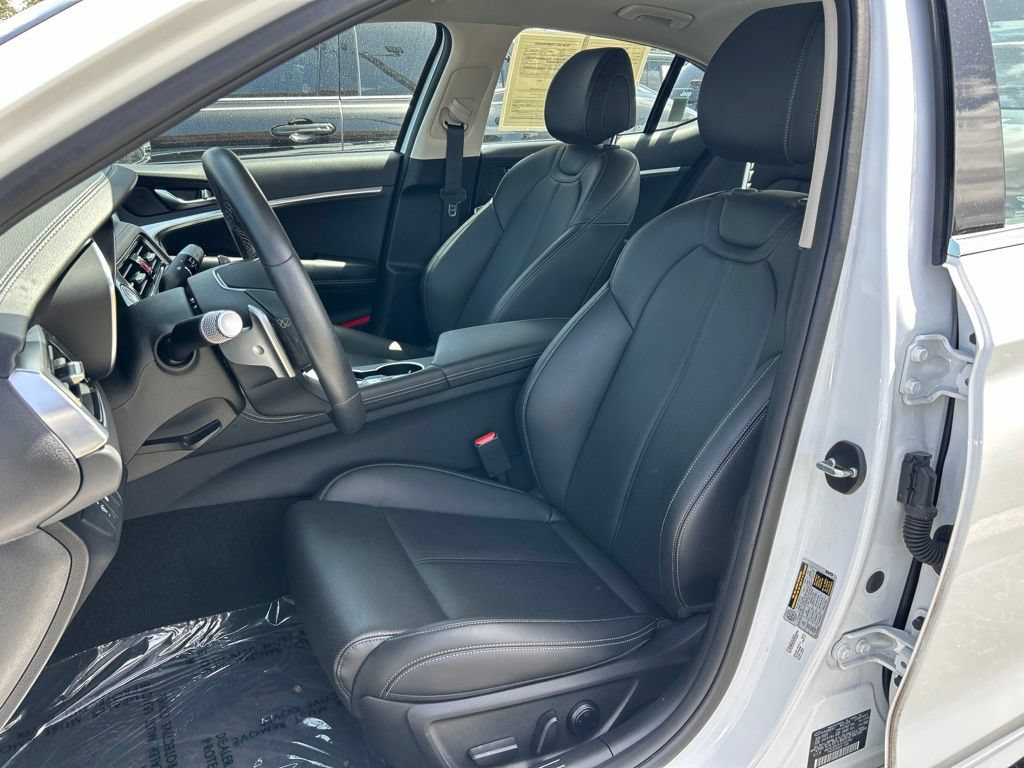 Used 2026 Genesis G70 2.5T RWD image 18