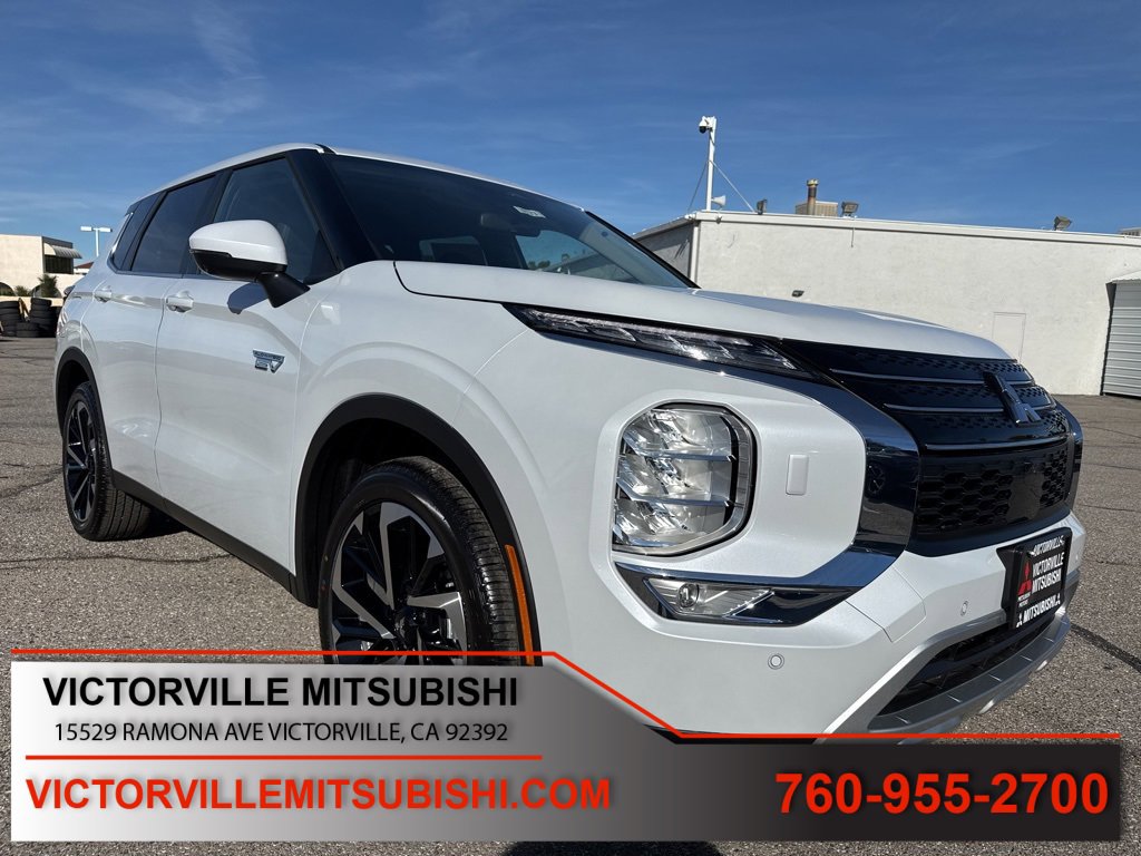 New 2025 Mitsubishi Outlander SE image 1