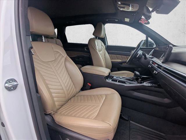 Used 2024 Kia Sorento SX Prestige w/ Olive Brown Leather Package image 21