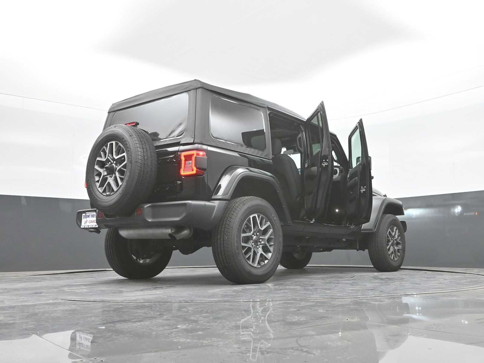 Used 2025 Jeep Wrangler Unlimited Sahara AWD/4WD image 49