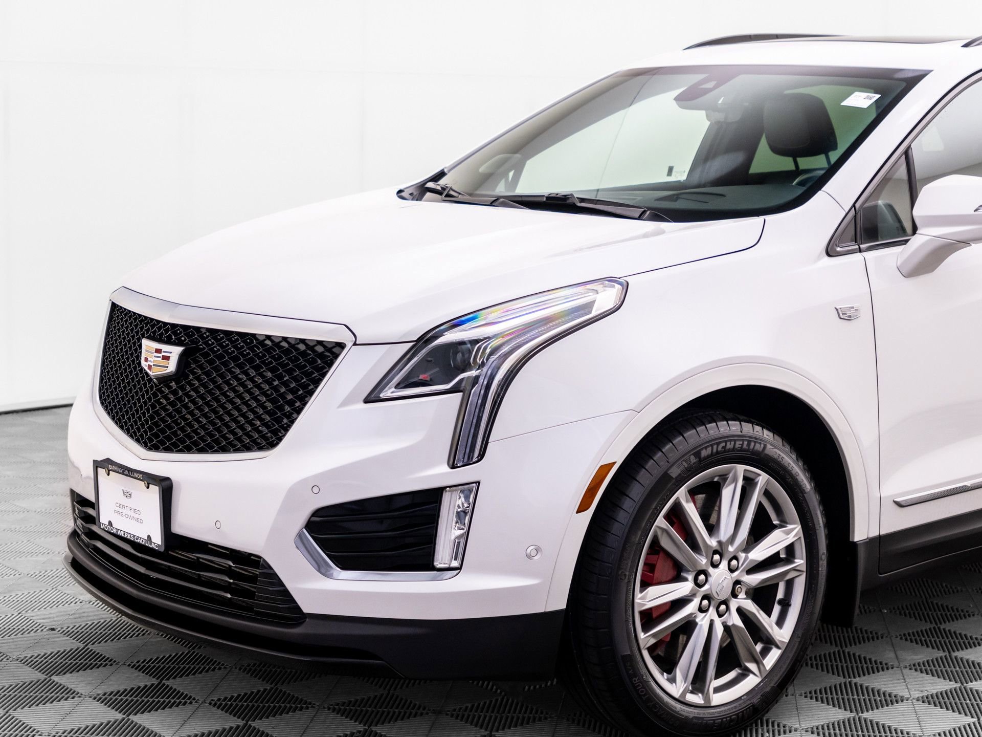 Certified 2024 Cadillac XT5 Sportv w/ Technology Package AWD/4WD image 36