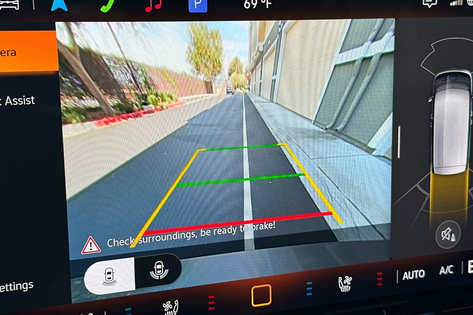 New 2025 Volkswagen ID. Buzz Pro S RWD image 21