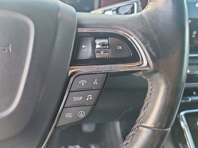 Used 2024 Lincoln Navigator Premiere AWD/4WD image 31