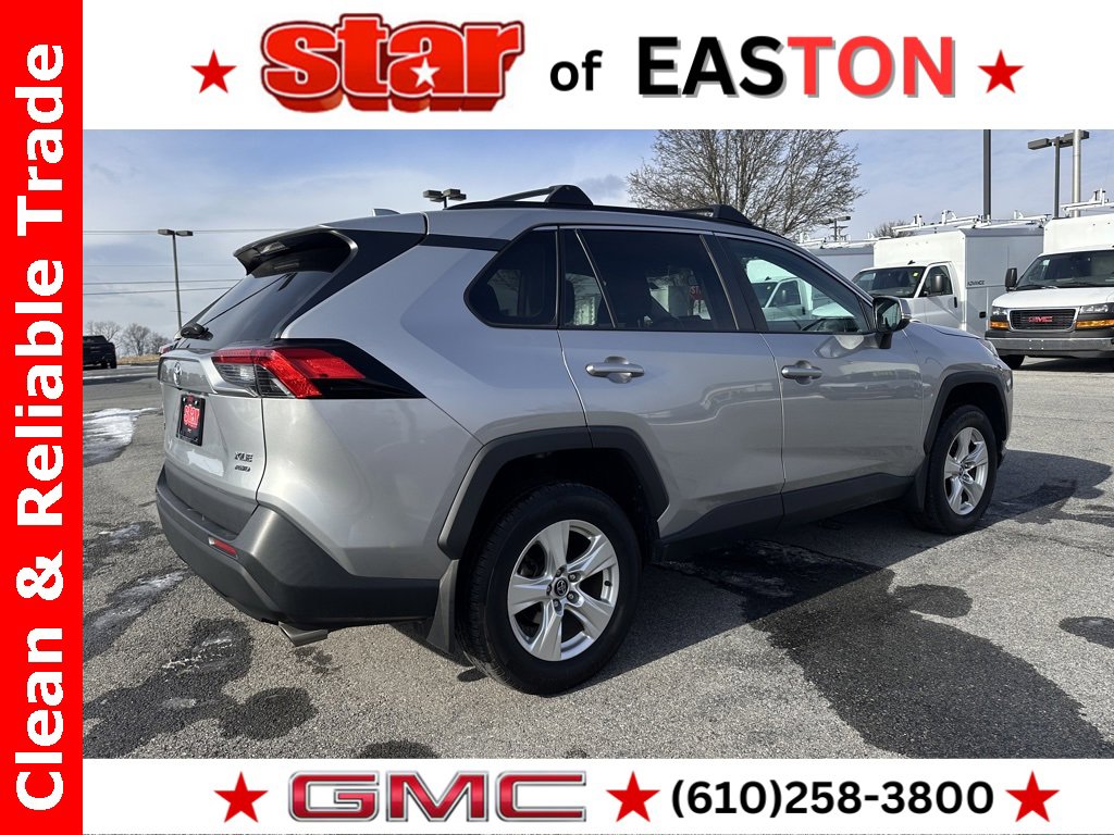 Used 2020 Toyota RAV4 XLE image 7