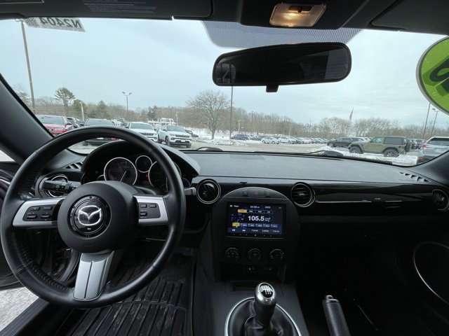 Used 2008 MAZDA MX-5 Miata Grand Touring w/ Premium Pkg image 12