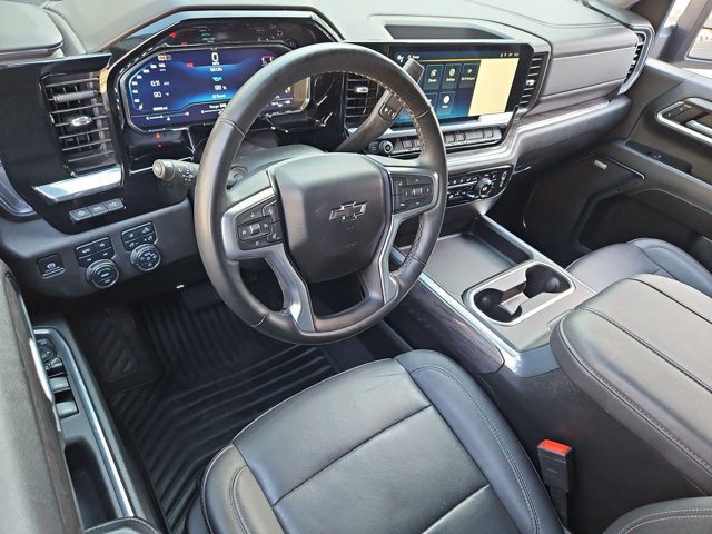 Used 2024 Chevrolet Silverado 2500 LTZ w/ LTZ Plus Package AWD/4WD image 9