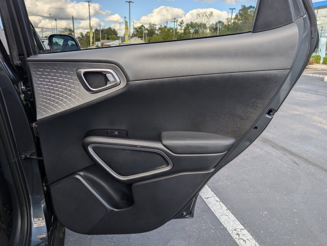 Used 2024 Kia Soul LX w/ Option Group 015 image 18