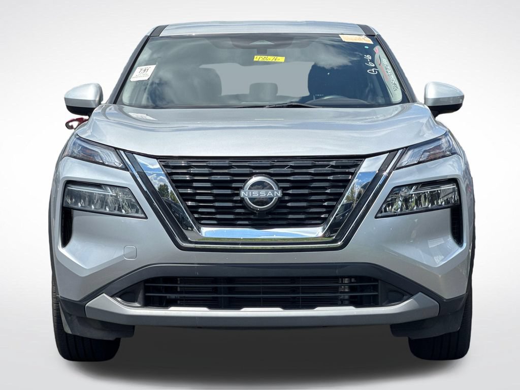 Used 2023 Nissan Rogue SV AWD/4WD image 3