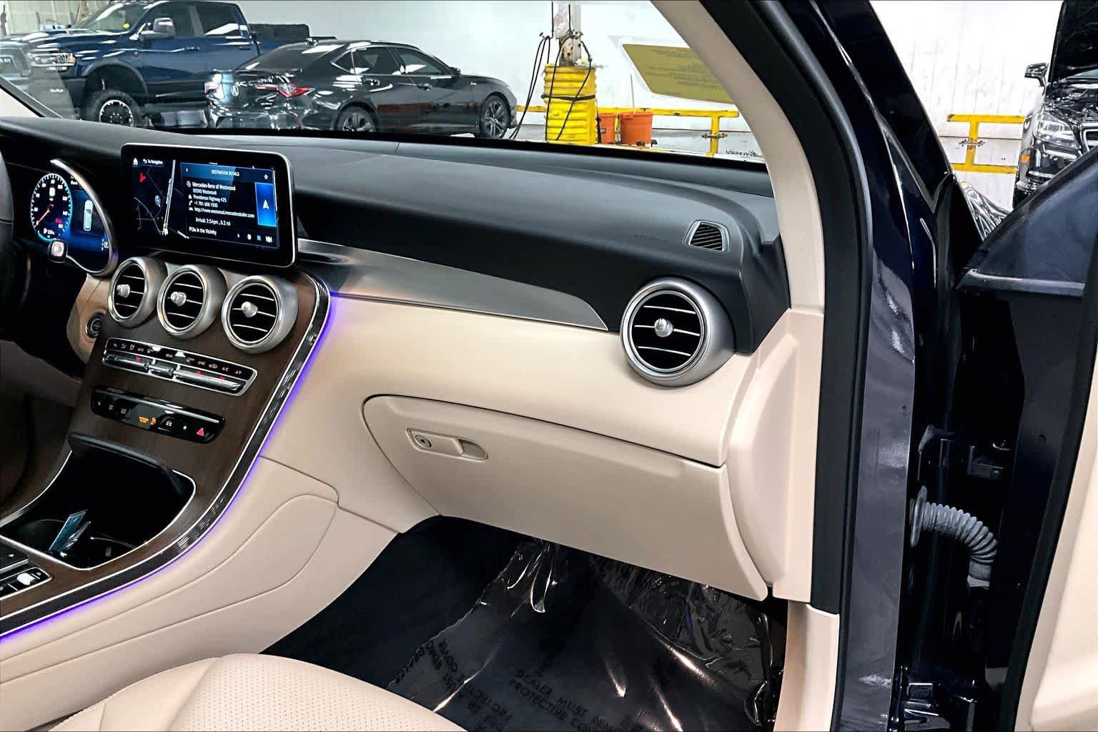 Used 2022 Mercedes-Benz GLC 300 4MATIC image 19