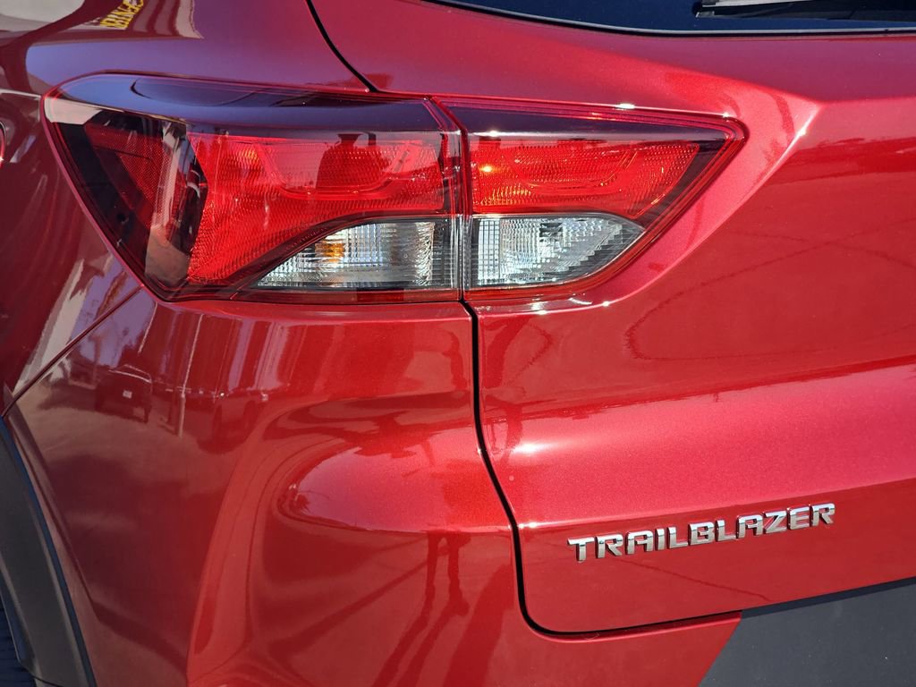 Used 2024 Chevrolet TrailBlazer LT image 40