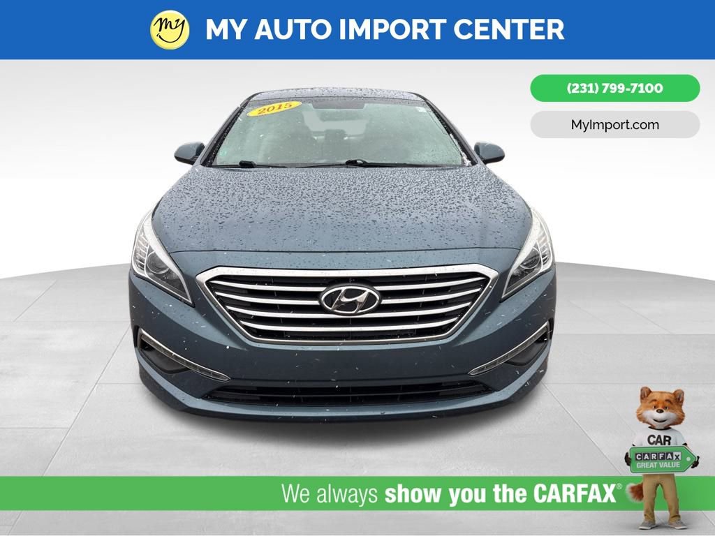 Used 2015 Hyundai Sonata SE image 2
