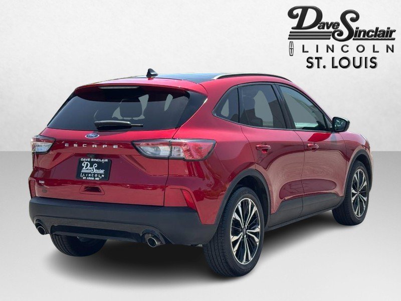 Used 2022 Ford Escape SE w/ SE Sport Appearance Package FWD image 3