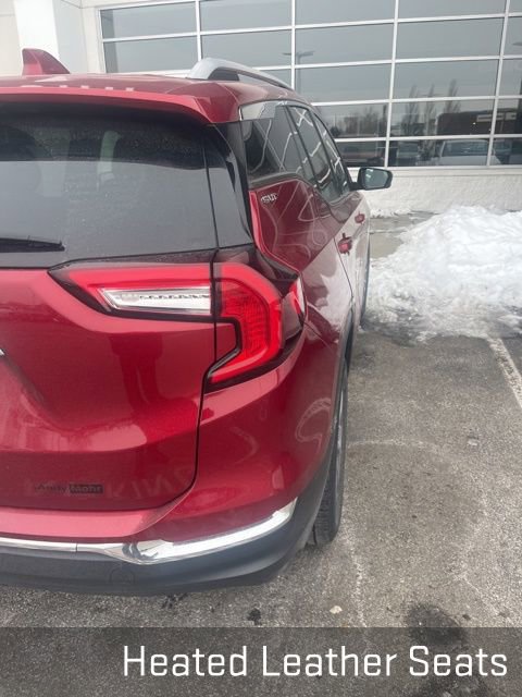 Used 2023 GMC Terrain SLT image 6