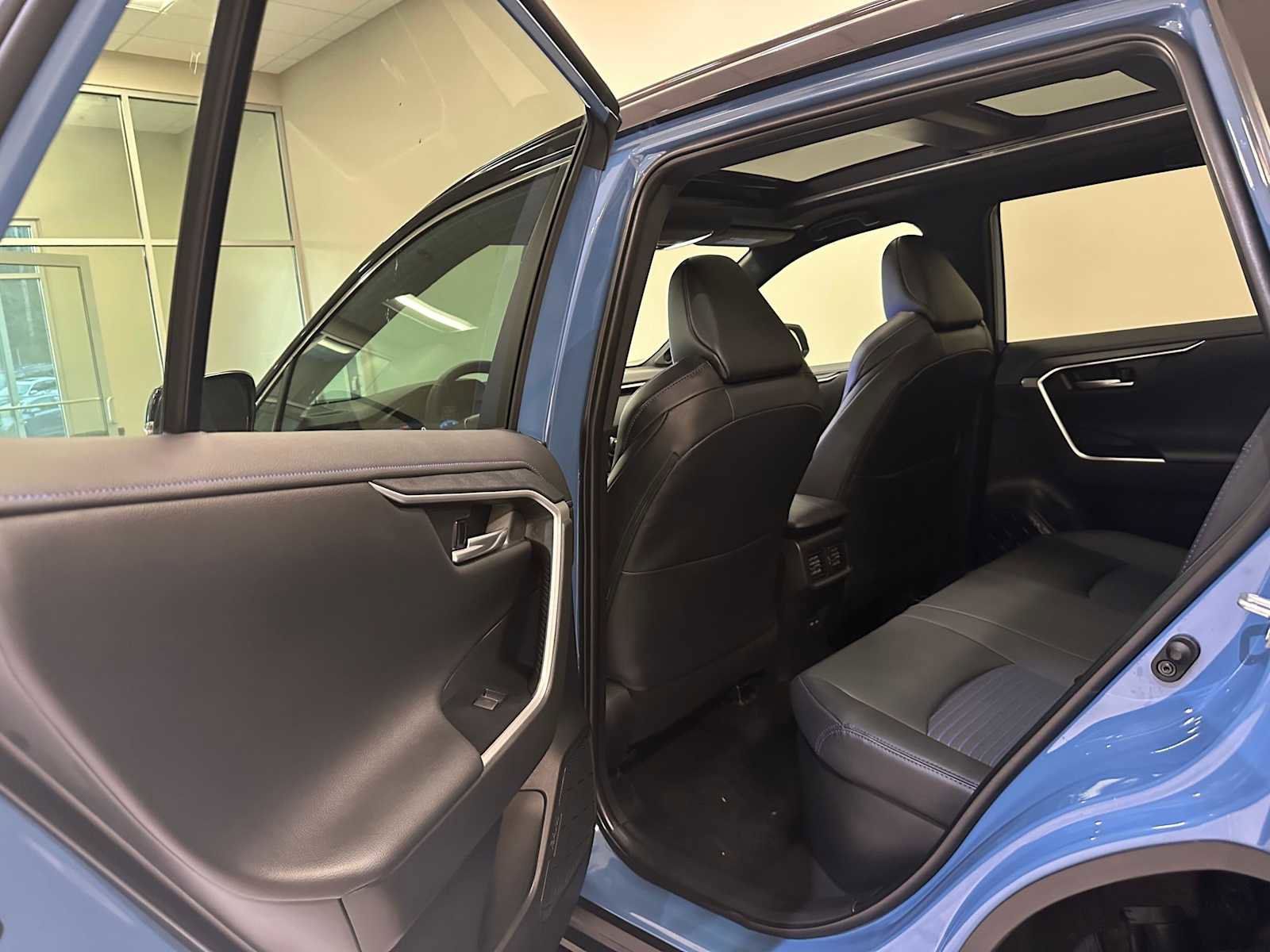 Certified 2025 Toyota RAV4 XSE image 26