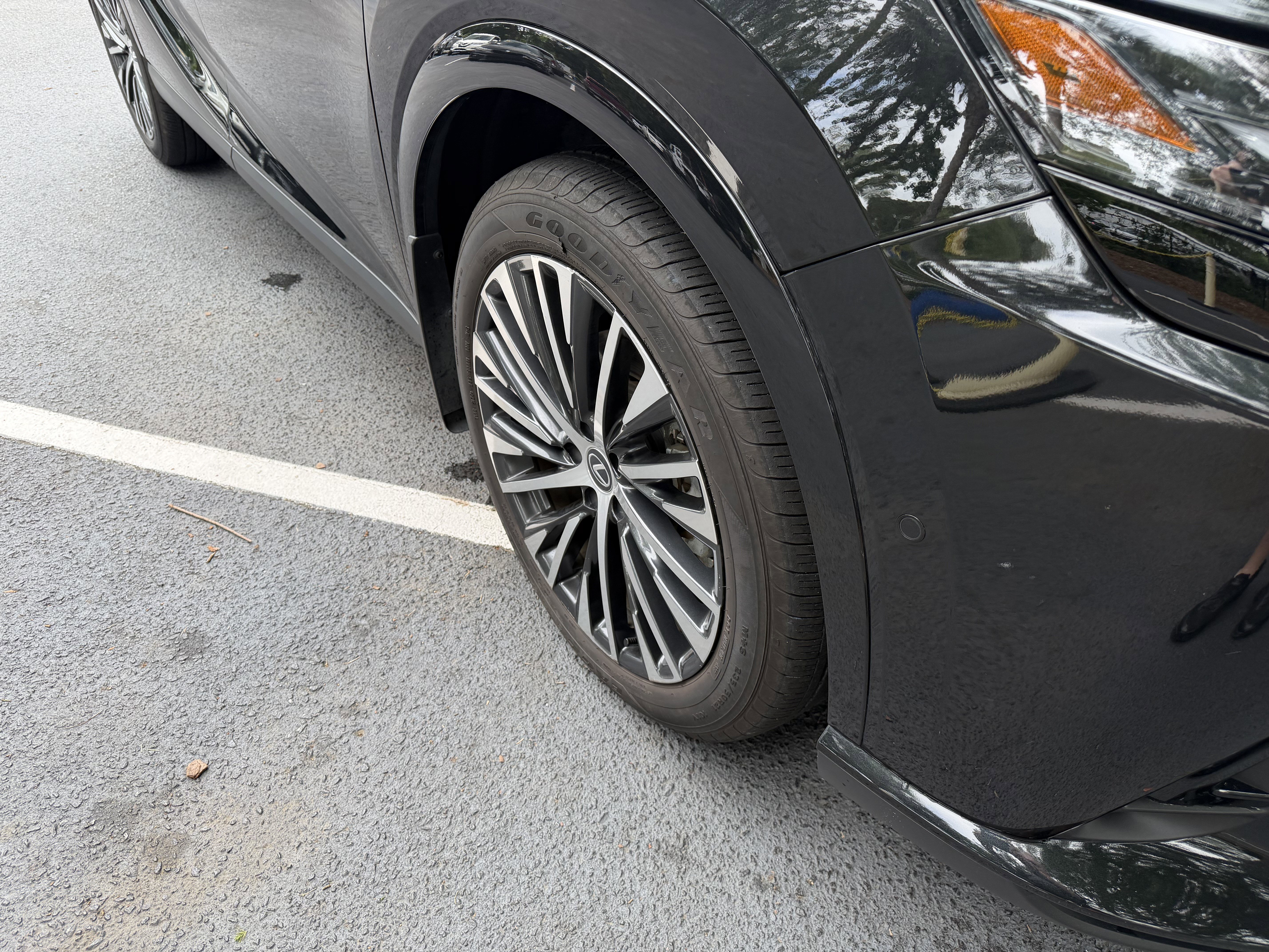 Used 2024 Lexus RX 350 Premium Plus w/ Convenience Package FWD image 11