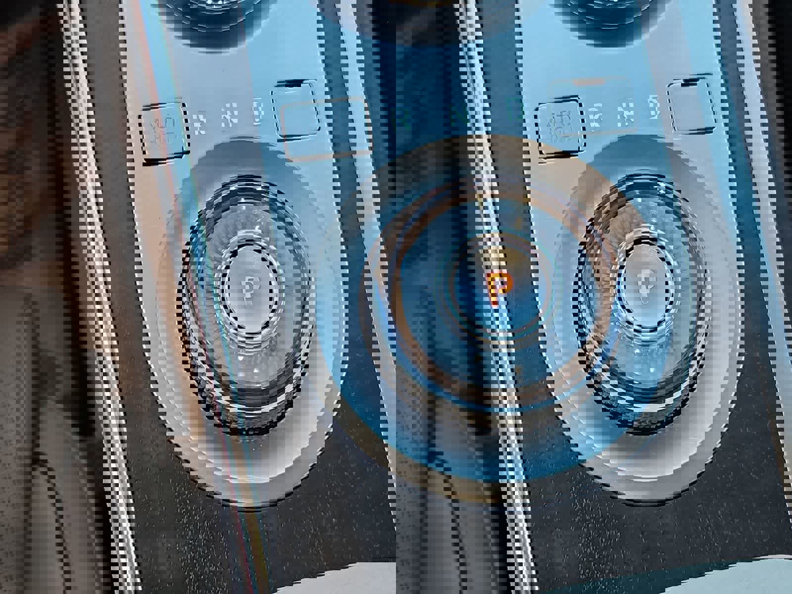 Used 2023 Genesis GV80 2.5T w/ Prestige 20" Package image 32