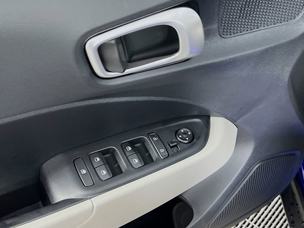 New 2026 Hyundai Venue SEL image 15